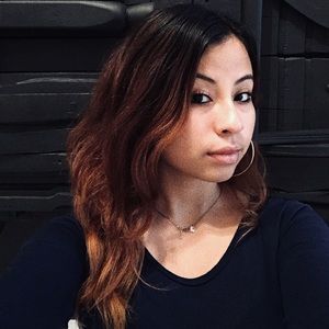 Meet your Posher, Rebeca